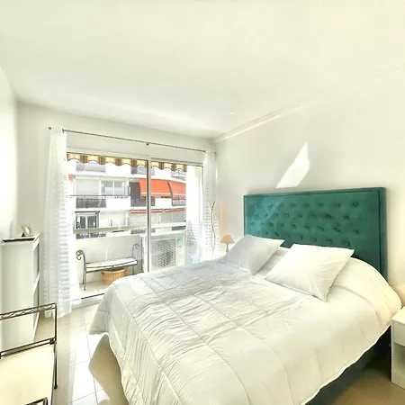 Colony 2 Apartment *