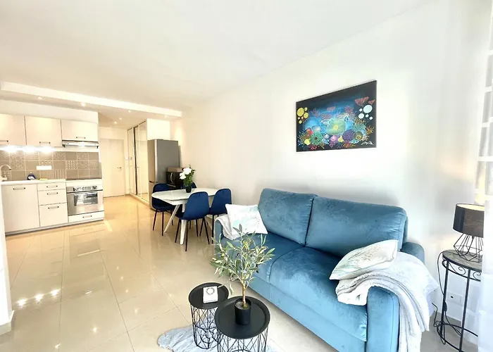 Colony 2 Cannes